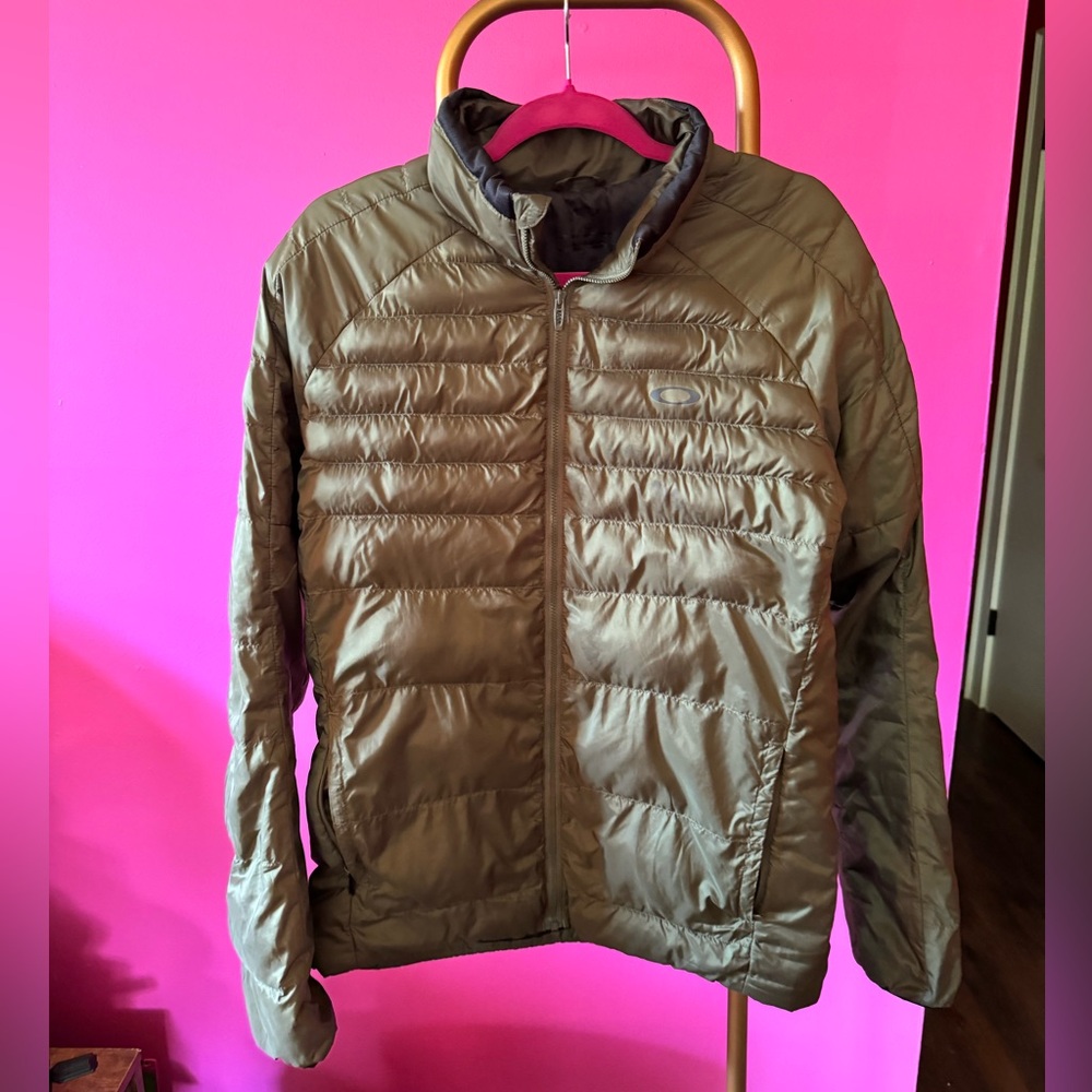 Oakley Puffer Jacket - men’s olive green small